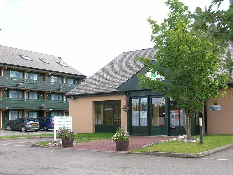 Campanile Hotel Runcorn Exterior photo